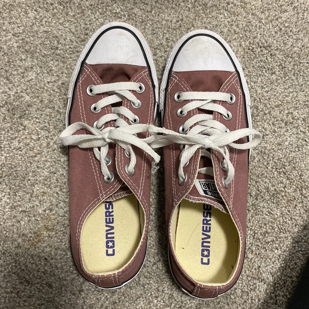 Pink converse!